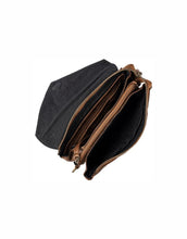 Laden Sie das Bild in den Galerie-Viewer, Tasche Claire I Walnut