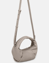 Laden Sie das Bild in den Galerie-Viewer, Tasche Greta Mini I Cappuccino Beige
