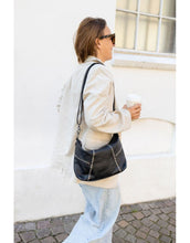 Laden Sie das Bild in den Galerie-Viewer, Tasche Loni Small I Black