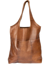 Laden Sie das Bild in den Galerie-Viewer, Tasche Lyra Shopper I Walnut