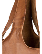 Laden Sie das Bild in den Galerie-Viewer, Tasche Lyra Shopper I Walnut