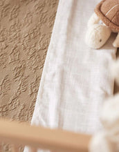 Laden Sie das Bild in den Galerie-Viewer, Aktivitätsspielzeug I Deepsea Turtle