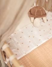 Laden Sie das Bild in den Galerie-Viewer, Aktivitätsspielzeug I Deepsea Turtle