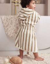 Laden Sie das Bild in den Galerie-Viewer, Aktivitätsspielzeug I Deepsea Turtle