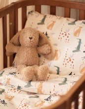 Laden Sie das Bild in den Galerie-Viewer, Kuscheltier I Bunny Riverside