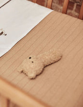 Laden Sie das Bild in den Galerie-Viewer, Rassel I Teddy Bear Biscuit