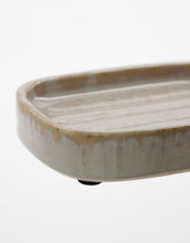 Laden Sie das Bild in den Galerie-Viewer, Seifenschale Datura I Shellish Grey