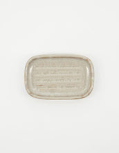 Laden Sie das Bild in den Galerie-Viewer, Seifenschale Datura I Shellish Grey