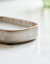 Laden Sie das Bild in den Galerie-Viewer, Seifenschale Datura I Shellish Grey