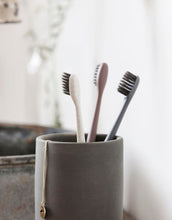Laden Sie das Bild in den Galerie-Viewer, Zahnbürste I Grau/Weiß/Bordeaux