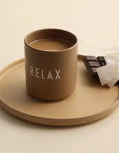 Laden Sie das Bild in den Galerie-Viewer, Porzellan Becher Favourite Cup I Relax