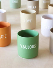 Laden Sie das Bild in den Galerie-Viewer, Porzellan Becher Favourite Cup I Fabulous