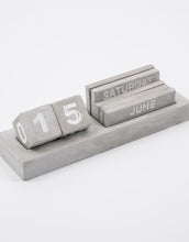 Laden Sie das Bild in den Galerie-Viewer, Kalender Eternity I Grau