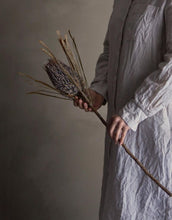 Laden Sie das Bild in den Galerie-Viewer, Kunstblume Palmflower Stiel I Braun