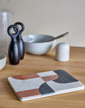 Laden Sie das Bild in den Galerie-Viewer, Schneidebrett Marmor Jazzi I Weiß