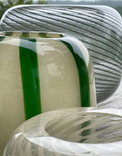 Laden Sie das Bild in den Galerie-Viewer, Teelichthalter Hope I Green