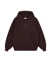 Laden Sie das Bild in den Galerie-Viewer, OH APRIL Hoodie Boyfriend in Truffle – oversized geschnittener Kapuzenpullover aus Baumwollmix mit Stickerei auf der Brust, hergestellt in Portugal.