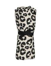 Laden Sie das Bild in den Galerie-Viewer, Musselin Tuch Bianca 70x70cm I Graou Greige