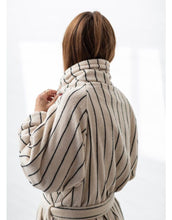 Laden Sie das Bild in den Galerie-Viewer, Bademantel Naram I Creme/Ink