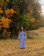 Laden Sie das Bild in den Galerie-Viewer, Bademantel Naram I Dazzling Blue/Rose