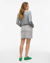 Laden Sie das Bild in den Galerie-Viewer, Jeansrock Vikaja I Light Grey Denim Wash