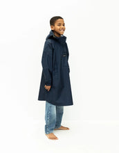 Laden Sie das Bild in den Galerie-Viewer, Raincoat Kids I Solid Navy