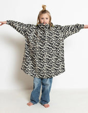 Laden Sie das Bild in den Galerie-Viewer, Raincoat Kids I Leo Splashes Black/Sand