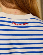 Laden Sie das Bild in den Galerie-Viewer, Langarmshirt Gestreift I Königsblau/Off-White