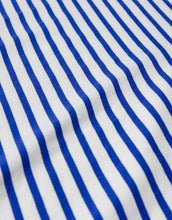 Laden Sie das Bild in den Galerie-Viewer, Langarmshirt Gestreift I Königsblau/Off-White