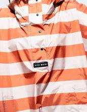 Laden Sie das Bild in den Galerie-Viewer, Raincoat I Bold Stripes Cinnamon / Latte