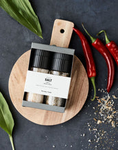 Laden Sie das Bild in den Galerie-Viewer, Geschenkbox Salze I Organic Chilli & Wild Garlic