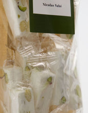 Laden Sie das Bild in den Galerie-Viewer, Soft Nougat I Almond & Pistachios
