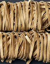 Laden Sie das Bild in den Galerie-Viewer, Tagliatelle mit Steinpilzen