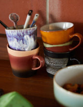 Laden Sie das Bild in den Galerie-Viewer, Americano Becher 70's I Clay