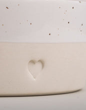 Laden Sie das Bild in den Galerie-Viewer, Schale 27cm I Herz