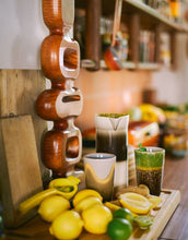 Laden Sie das Bild in den Galerie-Viewer, Tee Becher 70's I Oasis