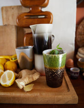 Laden Sie das Bild in den Galerie-Viewer, Tee Becher 70's I Rise