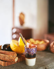 Laden Sie das Bild in den Galerie-Viewer, Tee Becher 70's I Aurora