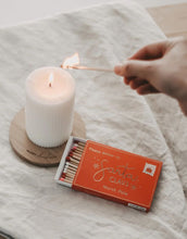 Laden Sie das Bild in den Galerie-Viewer, Streichhölzer I Santa Claus