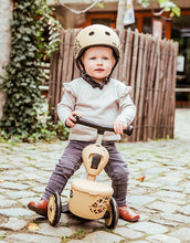 Laden Sie das Bild in den Galerie-Viewer, 2in1 Scooter Highwaykick 1 Lifestyle I Leopard