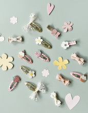 Laden Sie das Bild in den Galerie-Viewer, Haarspangen 2er-Set I Daisy Tulle Bow
