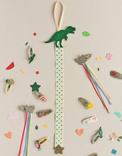 Laden Sie das Bild in den Galerie-Viewer, Haarspangen Aufhänger I T-Rex