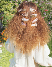 Laden Sie das Bild in den Galerie-Viewer, Haarspangen 4er-Set I Tiny Blossom Bunny