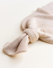 Laden Sie das Bild in den Galerie-Viewer, Cocoon Babydecke I Oat
