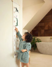 Laden Sie das Bild in den Galerie-Viewer, Messlatte I Jungle Jambo