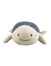 Laden Sie das Bild in den Galerie-Viewer, Rassel Schildkröte I Jeansblau