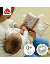 Laden Sie das Bild in den Galerie-Viewer, Stoffbuch I Schaf