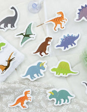 Laden Sie das Bild in den Galerie-Viewer, Badespielzeug I Dinosaurier