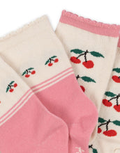 Laden Sie das Bild in den Galerie-Viewer, Socken 2er-Set I Cherry Mix