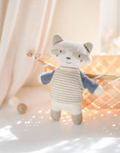 Laden Sie das Bild in den Galerie-Viewer, Kuscheltier Waschbär I Grün